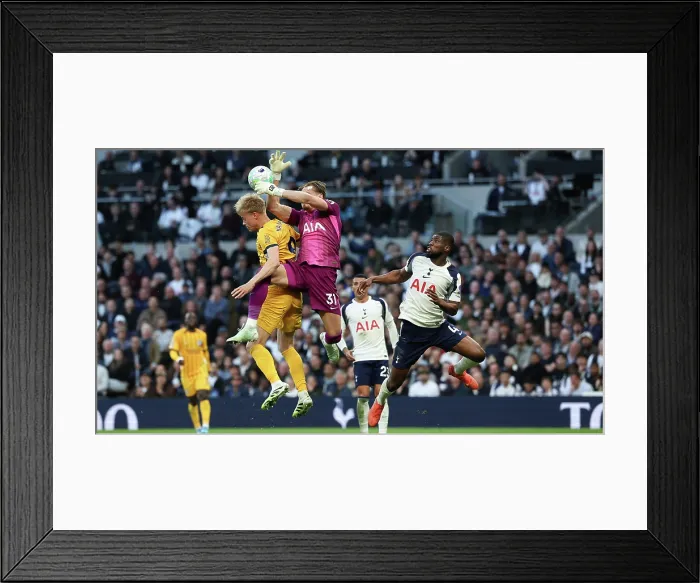 Framed Print : Tottenham Hotspur v Brighton and Hove Albion Premier League 18APR26 Framed Print : Tottenham Hotspur v Brighton and Hove Albion Premier League 18APR26