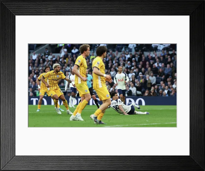 Framed Print : Tottenham Hotspur v Brighton and Hove Albion Premier League 18APR26 Framed Print : Tottenham Hotspur v Brighton and Hove Albion Premier League 18APR26