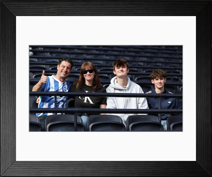 Framed Print : Tottenham Hotspur v Brighton and Hove Albion Premier League 18APR26 Framed Print : Tottenham Hotspur v Brighton and Hove Albion Premier League 18APR26