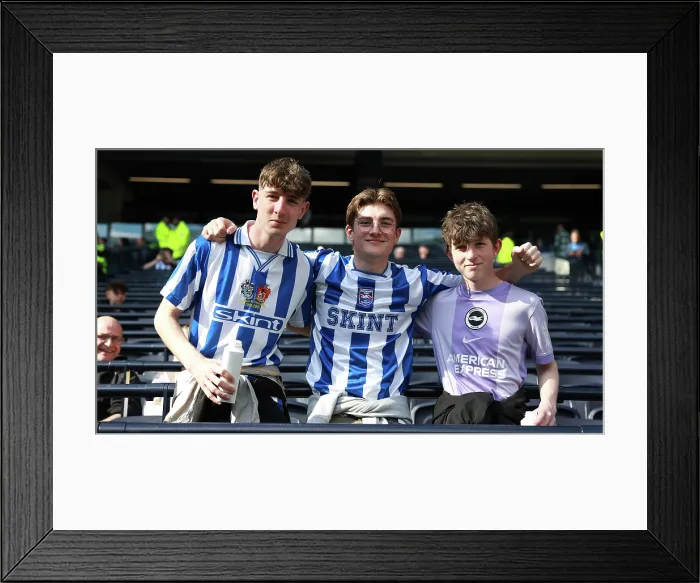 Framed Print : Tottenham Hotspur v Brighton and Hove Albion Premier League 18APR26 Framed Print : Tottenham Hotspur v Brighton and Hove Albion Premier League 18APR26