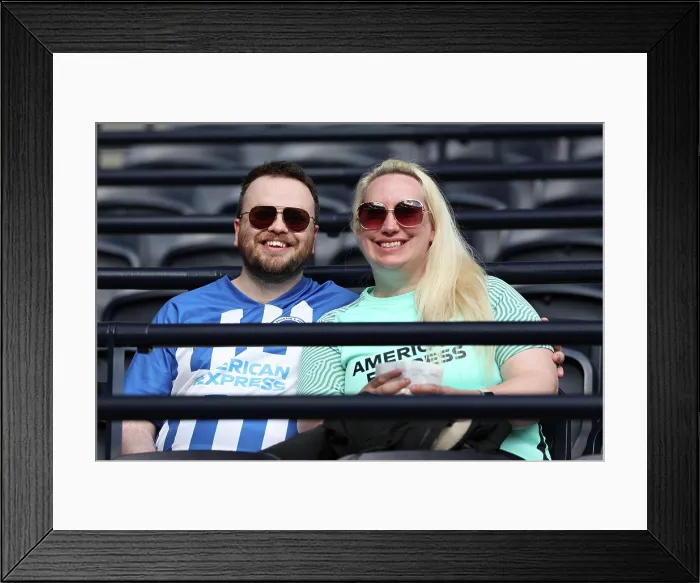 Framed Print : Tottenham Hotspur v Brighton and Hove Albion Premier League 18APR26