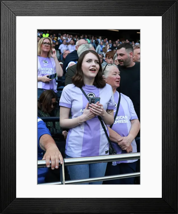 Framed Print : Tottenham Hotspur v Brighton and Hove Albion Premier League 18APR26