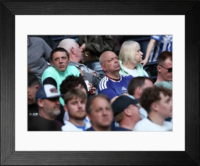 Framed Print : Tottenham Hotspur v Brighton and Hove Albion Premier League 18APR26