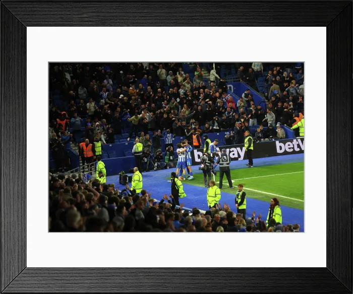 Framed Print : Brighton and Hove Albion v Chelsea Premier League 21APR26 Framed Print : Brighton and Hove Albion v Chelsea Premier League 21APR26