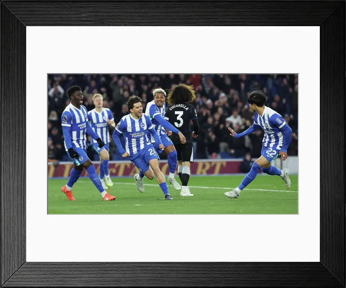 Framed Print : Brighton and Hove Albion v Chelsea Premier League 21APR26 Framed Print : Brighton and Hove Albion v Chelsea Premier League 21APR26