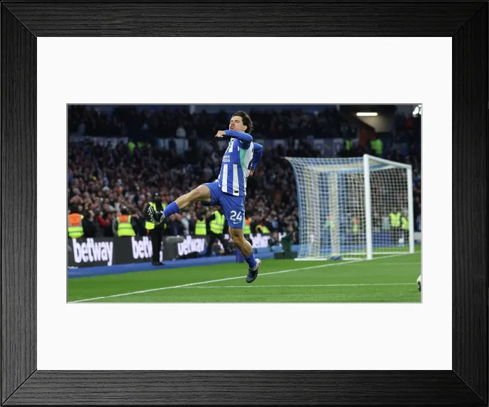 Framed Print : Brighton and Hove Albion v Chelsea Premier League 21APR26 Framed Print : Brighton and Hove Albion v Chelsea Premier League 21APR26