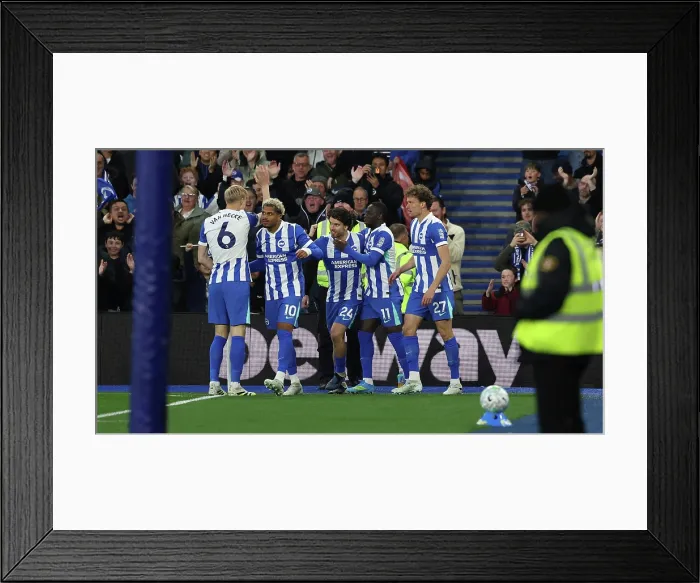 Framed Print : Brighton and Hove Albion v Chelsea Premier League 21APR26 Framed Print : Brighton and Hove Albion v Chelsea Premier League 21APR26