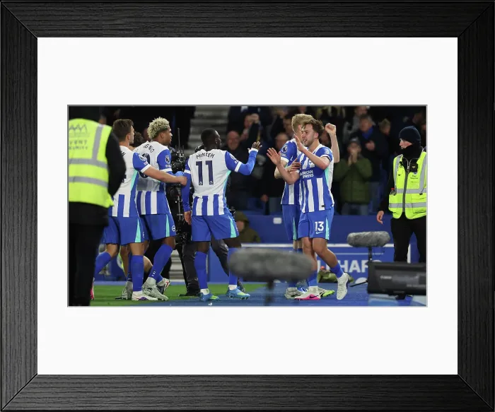 Framed Print : Brighton and Hove Albion v Chelsea Premier League 21APR26 Framed Print : Brighton and Hove Albion v Chelsea Premier League 21APR26