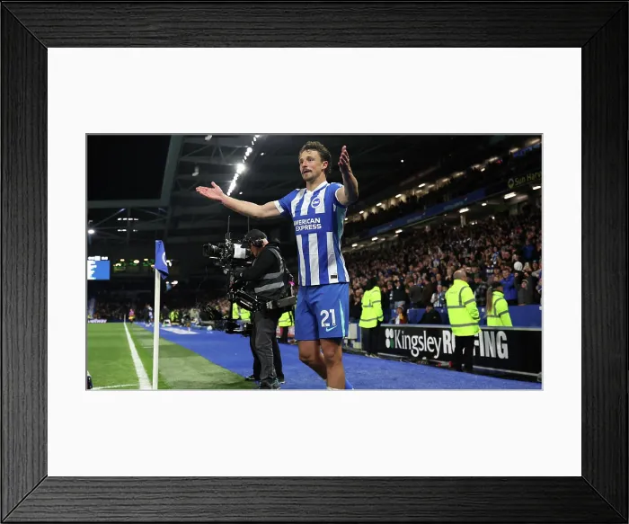 Framed Print : Brighton and Hove Albion v Chelsea Premier League 21APR26 Framed Print : Brighton and Hove Albion v Chelsea Premier League 21APR26