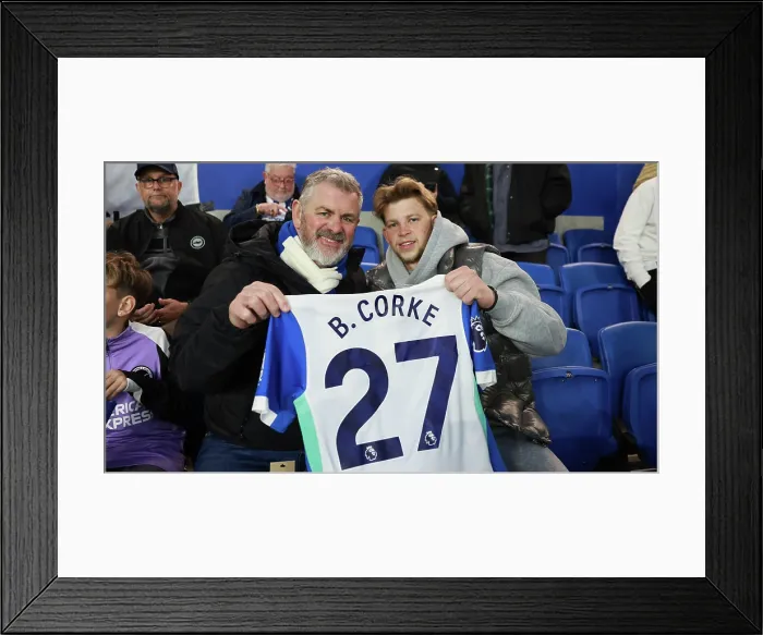 Framed Print : Brighton and Hove Albion v Chelsea Premier League 21APR26 Framed Print : Brighton and Hove Albion v Chelsea Premier League 21APR26