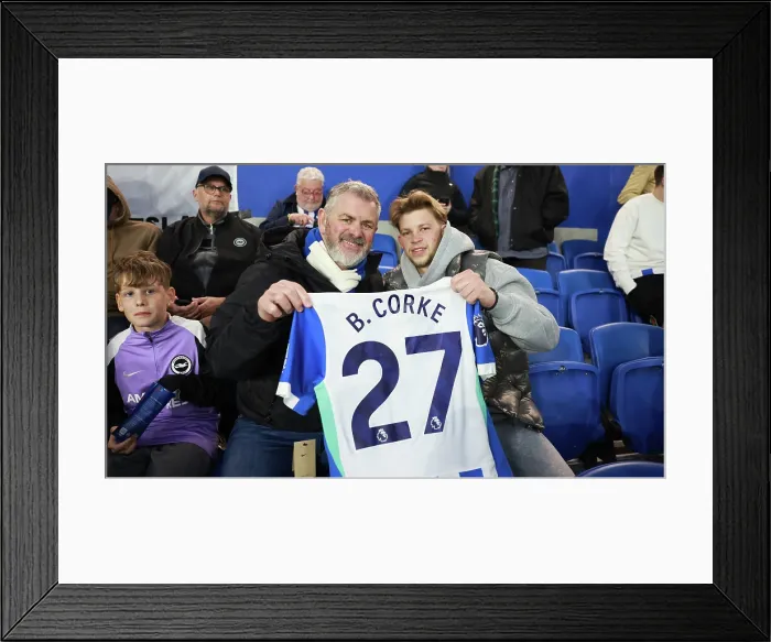 Framed Print : Brighton and Hove Albion v Chelsea Premier League 21APR26 Framed Print : Brighton and Hove Albion v Chelsea Premier League 21APR26
