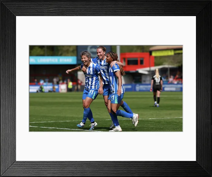 Framed Print : Brighton and Hove Albion Women v Manchester City WomenPremier League25APR26 Framed Print : Brighton and Hove Albion Women v Manchester City WomenPremier League25APR26