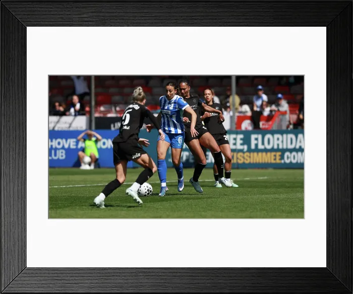 Framed Print : Brighton and Hove Albion Women v Manchester City Women Premier League 25APR26