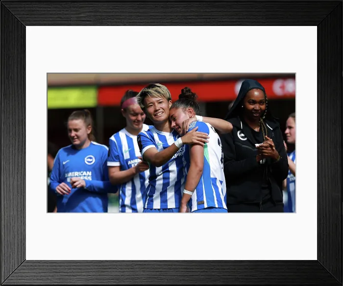 Framed Print : Brighton and Hove Albion Women v Manchester City Women Premier League 25APR26
