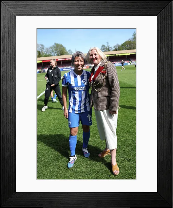 Framed Print : Brighton and Hove Albion Women v Manchester City Women Premier League 25APR26