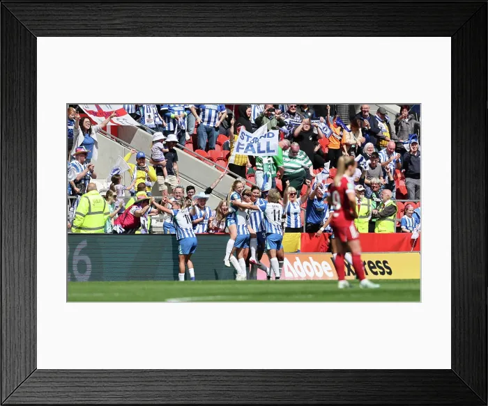 Framed Print : Liverpool Women v Brighton and Hove Albion Women Women's FA Cup Semi-Final 06MAY26 Framed Print : Liverpool Women v Brighton and Hove Albion Women Women's FA Cup Semi-Final 06MAY26
