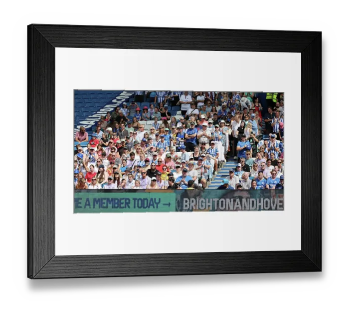 Framed Print : Brighton and Hove Albion Women v PSG Women Pre Season friendly 09AUG26 Framed Print : Brighton and Hove Albion Women v PSG Women Pre Season friendly 09AUG26