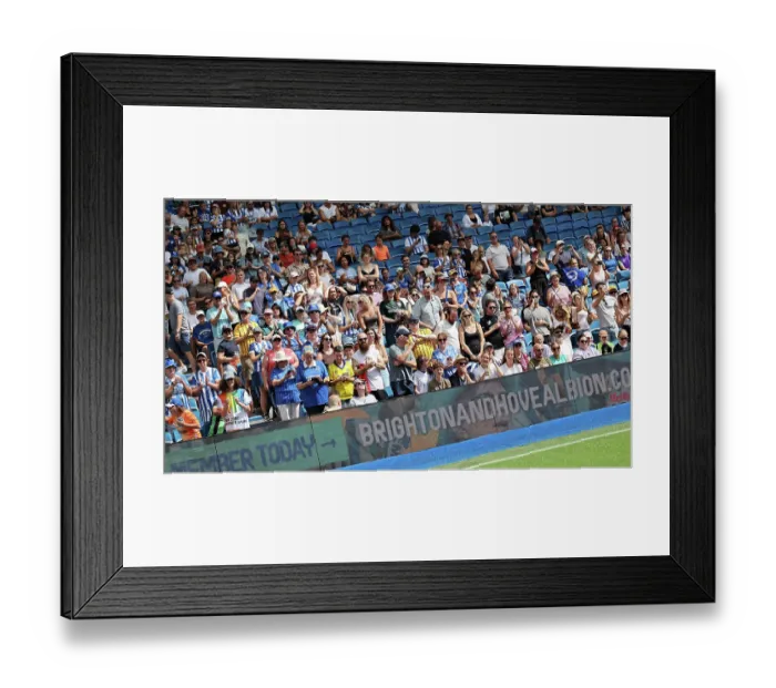 Framed Print : Brighton and Hove Albion Women v PSG Women Pre Season friendly 09AUG26 Framed Print : Brighton and Hove Albion Women v PSG Women Pre Season friendly 09AUG26