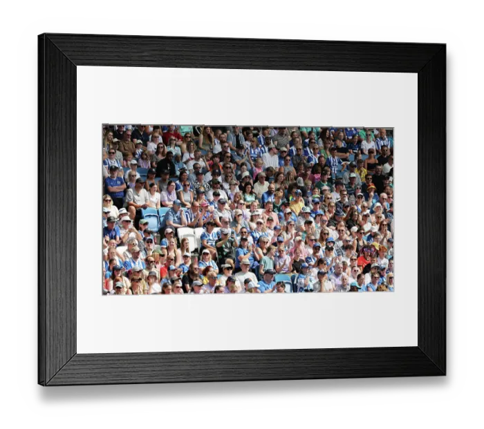 Framed Print : Brighton and Hove Albion Women v PSG Women Pre Season friendly 09AUG26 Framed Print : Brighton and Hove Albion Women v PSG Women Pre Season friendly 09AUG26