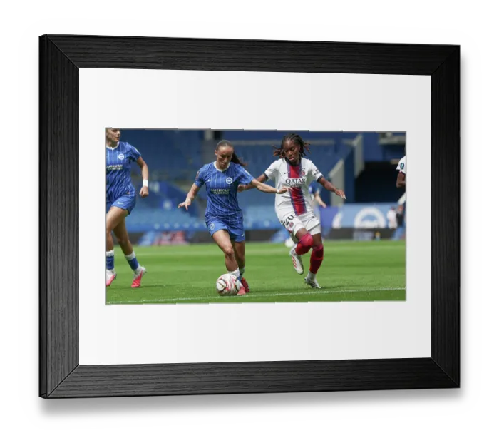 Framed Print : Brighton and Hove Albion Women v PSG Women Pre Season friendly 09AUG26 Framed Print : Brighton and Hove Albion Women v PSG Women Pre Season friendly 09AUG26