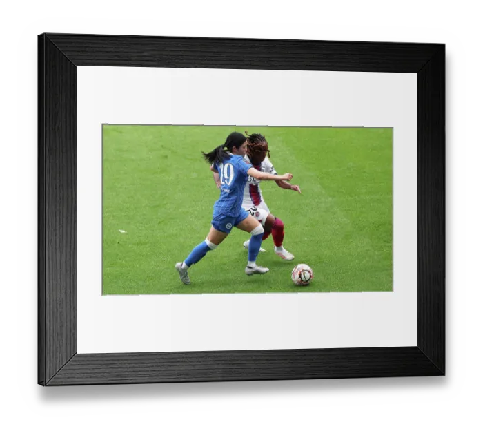 Framed Print : Brighton and Hove Albion Women v PSG Women Pre Season friendly 09AUG26 Framed Print : Brighton and Hove Albion Women v PSG Women Pre Season friendly 09AUG26