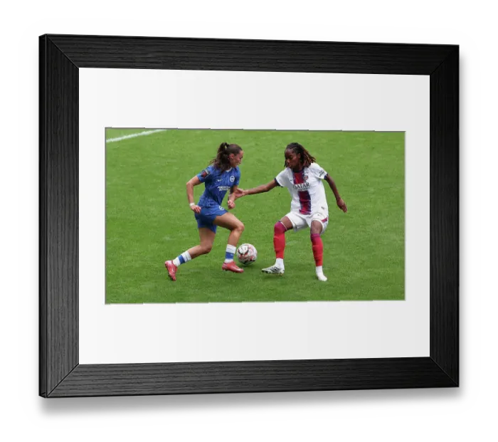 Framed Print : Brighton and Hove Albion Women v PSG Women Pre Season friendly 09AUG26 Framed Print : Brighton and Hove Albion Women v PSG Women Pre Season friendly 09AUG26