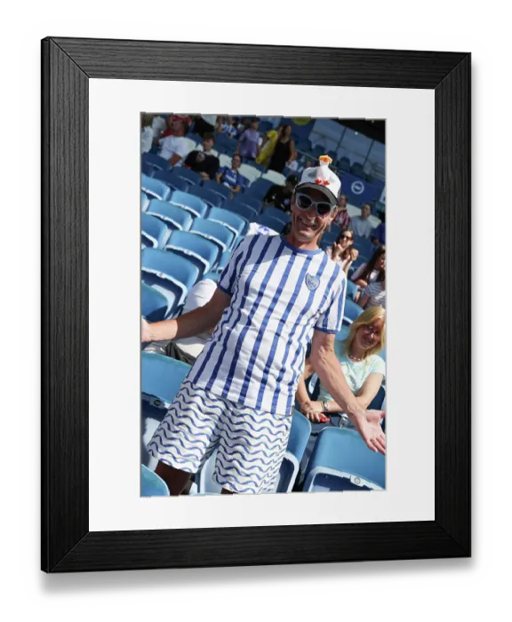 Framed Print : Brighton and Hove Albion Women v PSG Women Pre Season friendly 09AUG26 Framed Print : Brighton and Hove Albion Women v PSG Women Pre Season friendly 09AUG26