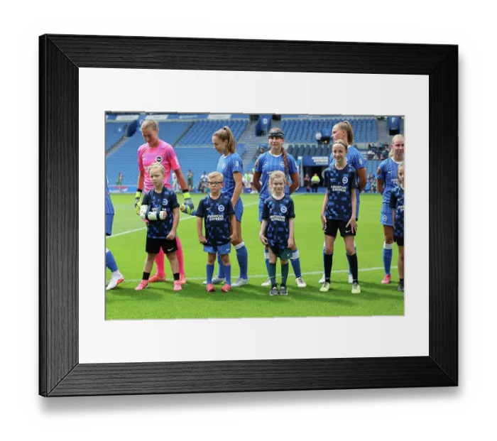 Framed Print : Brighton and Hove Albion Women v PSG Women Pre Season friendly 09AUG26 Framed Print : Brighton and Hove Albion Women v PSG Women Pre Season friendly 09AUG26