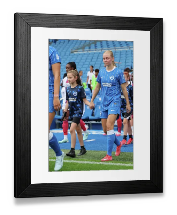 Framed Print : Brighton and Hove Albion Women v PSG Women Pre Season friendly 09AUG26 Framed Print : Brighton and Hove Albion Women v PSG Women Pre Season friendly 09AUG26