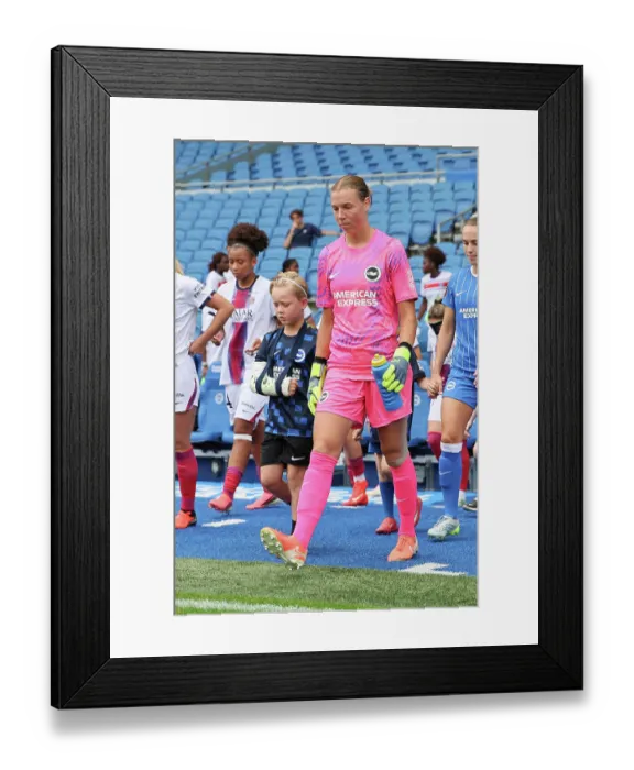 Framed Print : Brighton and Hove Albion Women v PSG Women Pre Season friendly 09AUG26 Framed Print : Brighton and Hove Albion Women v PSG Women Pre Season friendly 09AUG26