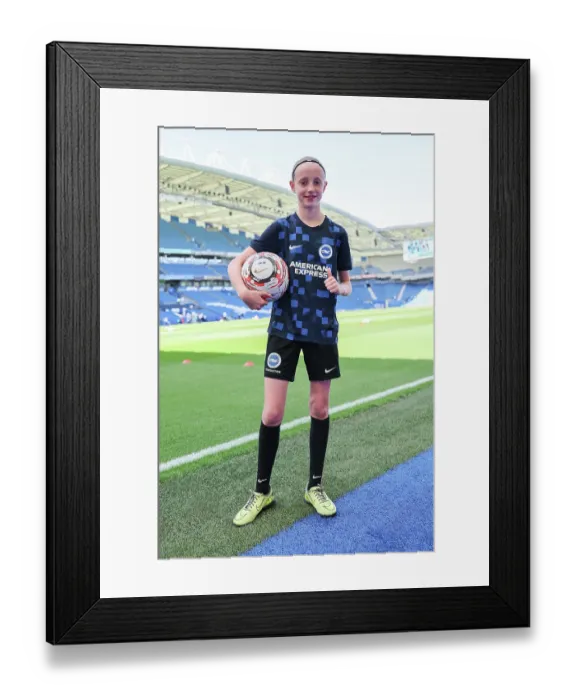 Framed Print : Brighton and Hove Albion Women v PSG Women Pre Season friendly 09AUG26 Framed Print : Brighton and Hove Albion Women v PSG Women Pre Season friendly 09AUG26