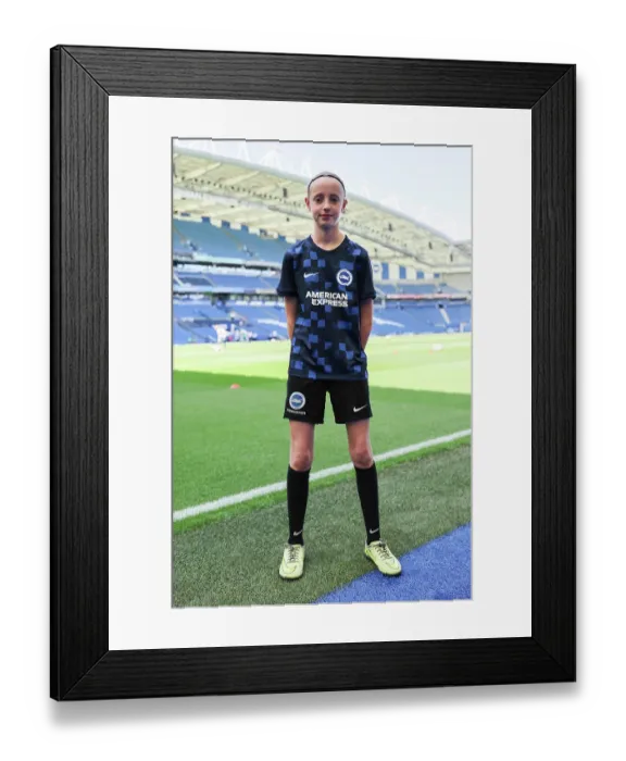Framed Print : Brighton and Hove Albion Women v PSG Women Pre Season friendly 09AUG26 Framed Print : Brighton and Hove Albion Women v PSG Women Pre Season friendly 09AUG26