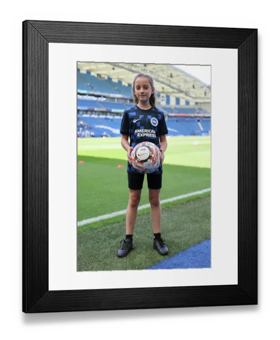Framed Print : Brighton and Hove Albion Women v PSG Women Pre Season friendly 09AUG26 Framed Print : Brighton and Hove Albion Women v PSG Women Pre Season friendly 09AUG26