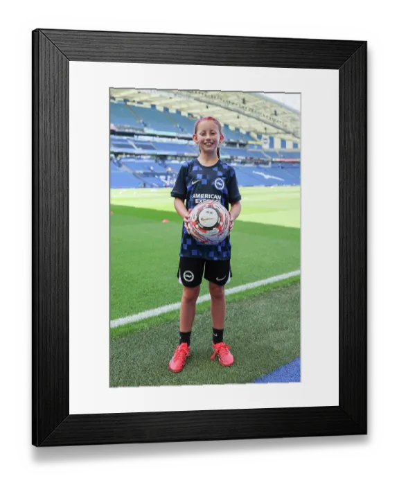 Framed Print : Brighton and Hove Albion Women v PSG Women Pre Season friendly 09AUG26 Framed Print : Brighton and Hove Albion Women v PSG Women Pre Season friendly 09AUG26