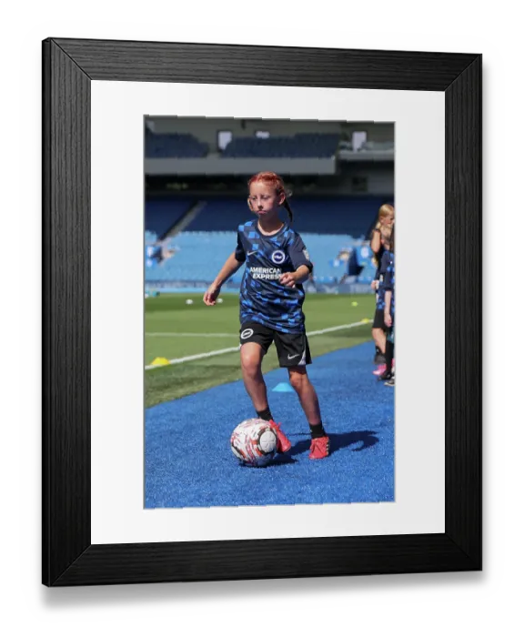 Framed Print : Brighton and Hove Albion Women v PSG Women Pre Season friendly 09AUG26 Framed Print : Brighton and Hove Albion Women v PSG Women Pre Season friendly 09AUG26