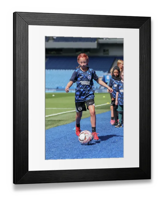 Framed Print : Brighton and Hove Albion Women v PSG Women Pre Season friendly 09AUG26 Framed Print : Brighton and Hove Albion Women v PSG Women Pre Season friendly 09AUG26