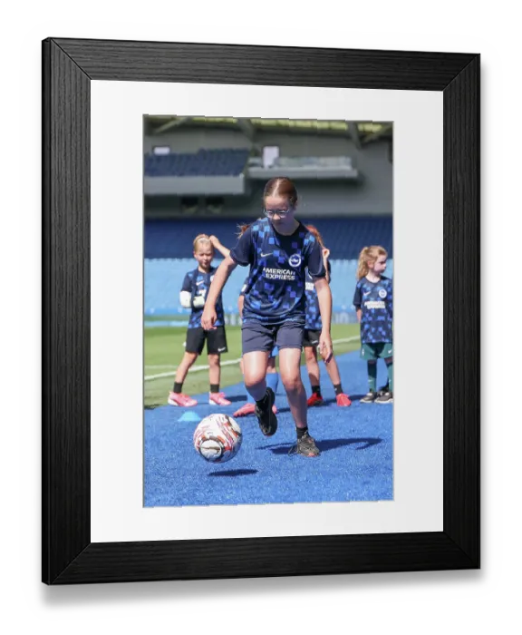 Framed Print : Brighton and Hove Albion Women v PSG Women Pre Season friendly 09AUG26 Framed Print : Brighton and Hove Albion Women v PSG Women Pre Season friendly 09AUG26