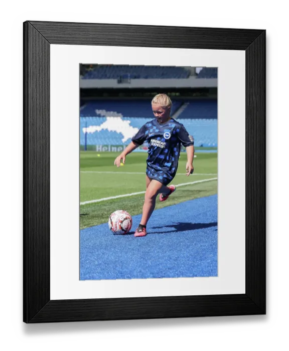 Framed Print : Brighton and Hove Albion Women v PSG Women Pre Season friendly 09AUG26 Framed Print : Brighton and Hove Albion Women v PSG Women Pre Season friendly 09AUG26