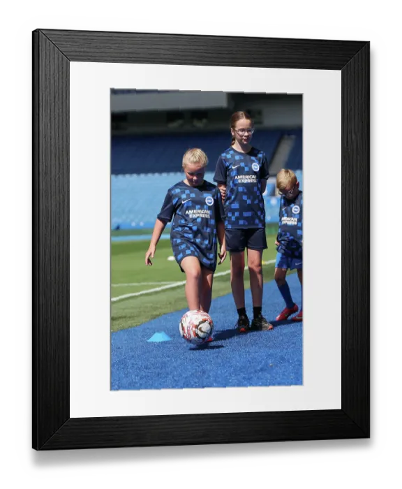 Framed Print : Brighton and Hove Albion Women v PSG Women Pre Season friendly 09AUG26 Framed Print : Brighton and Hove Albion Women v PSG Women Pre Season friendly 09AUG26
