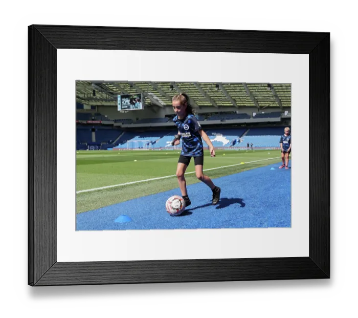 Framed Print : Brighton and Hove Albion Women v PSG Women Pre Season friendly 09AUG26 Framed Print : Brighton and Hove Albion Women v PSG Women Pre Season friendly 09AUG26