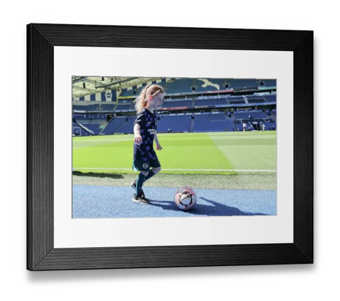 Framed Print : Brighton and Hove Albion Women v PSG Women Pre Season friendly 09AUG26 Framed Print : Brighton and Hove Albion Women v PSG Women Pre Season friendly 09AUG26