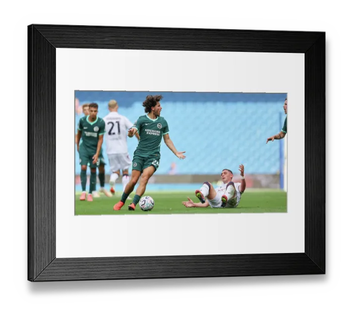 Framed Print : Brighton and Hove Albion v Bologna Premier League 15AUG26 Framed Print : Brighton and Hove Albion v Bologna Premier League 15AUG26