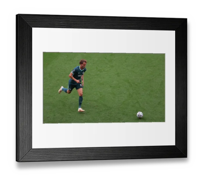 Framed Print : Brighton and Hove Albion v Bologna Premier League 15AUG26 Framed Print : Brighton and Hove Albion v Bologna Premier League 15AUG26