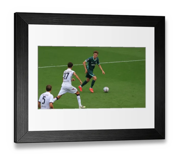 Framed Print : Brighton and Hove Albion v Bologna Premier League 15AUG26 Framed Print : Brighton and Hove Albion v Bologna Premier League 15AUG26