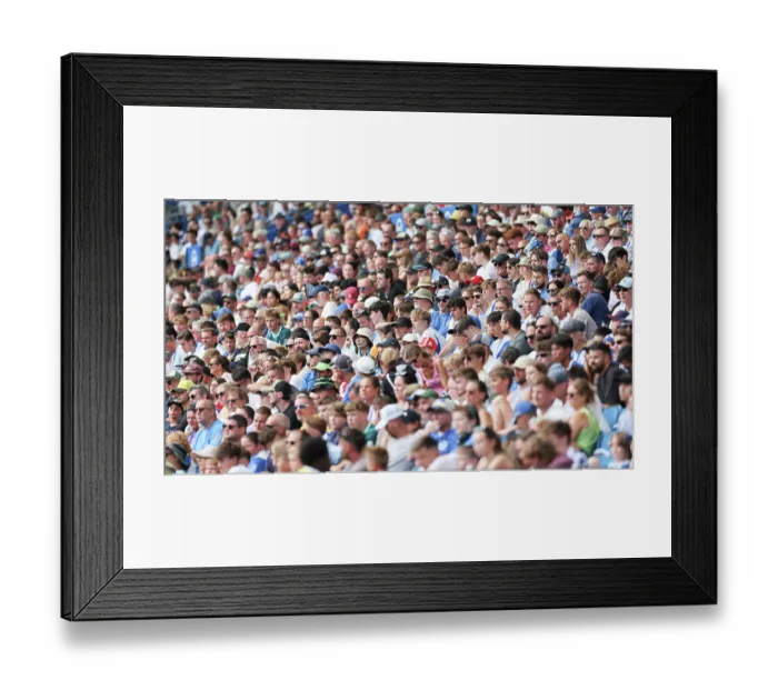 Framed Print : Brighton and Hove Albion v Bologna Premier League 15AUG26 Framed Print : Brighton and Hove Albion v Bologna Premier League 15AUG26