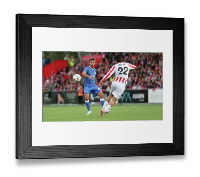 Framed Print : Brighton and Hove Albion v Roma Europa Conference League Play-off 20AUG26 Framed Print : Brighton and Hove Albion v Roma Europa Conference League Play-off 20AUG26