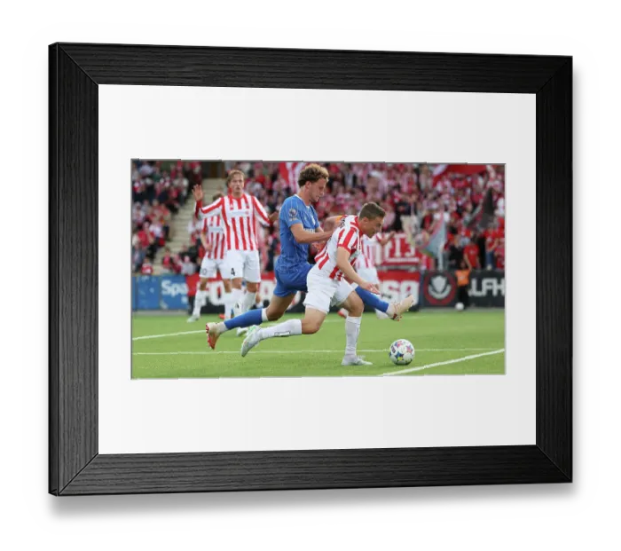 Framed Print : Brighton and Hove Albion v Roma Europa Conference League Play-off 20AUG26