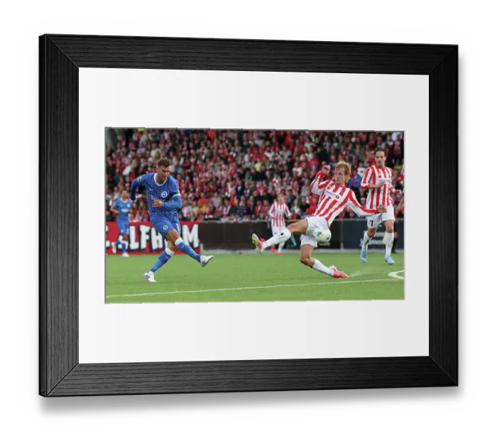 Framed Print : Brighton and Hove Albion v Roma Europa Conference League Play-off 20AUG26 Framed Print : Brighton and Hove Albion v Roma Europa Conference League Play-off 20AUG26