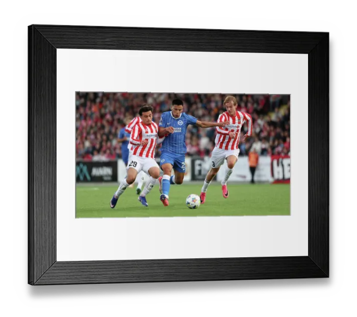 Framed Print : Brighton and Hove Albion v Roma Europa Conference League Play-off 20AUG26 Framed Print : Brighton and Hove Albion v Roma Europa Conference League Play-off 20AUG26