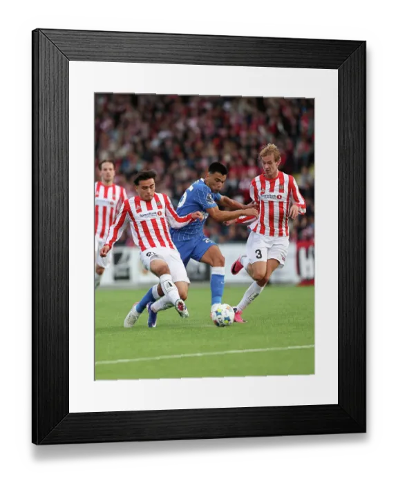 Framed Print : Brighton and Hove Albion v Roma Europa Conference League Play-off 20AUG26 Framed Print : Brighton and Hove Albion v Roma Europa Conference League Play-off 20AUG26